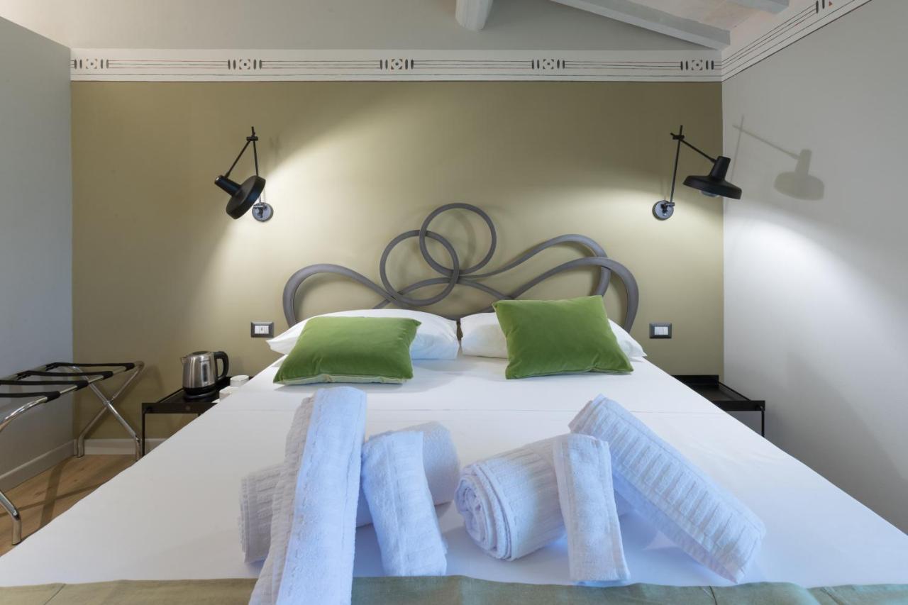 Bed and breakfast Anima Di Vinci Extérieur photo